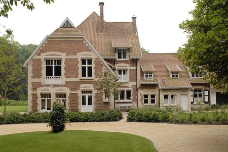 Rue des Choux 223, Renaix, Villa 'Te Nitterveld', façade vers le jardin (©H. Clays, photo 2013)