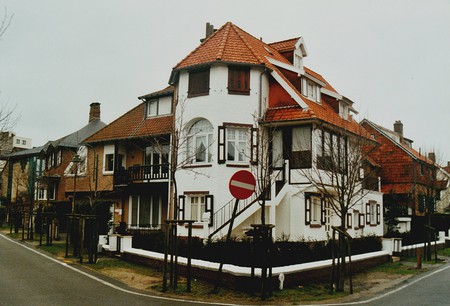 Hoge Duinenlaan 22 et 26, La Panne, Villas 'Les Lauriers' et 'Maison Neuve' (© T. Verhofstadt, photo 2001)