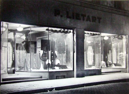 Liétart, Rue Neuve 63-63a-67, Bruxelles, vitrine  (© Fondation CIVA Stichting/AAM, Brussels /Paul Hamesse)