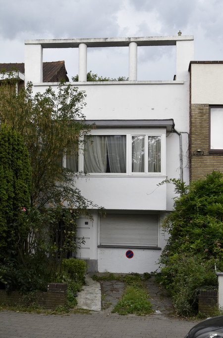 Onze Lieve-Heersbeestjeslaan 73, Watermaal-Bosvoorde, opstand voorgevel  (© APEB, foto 2017)