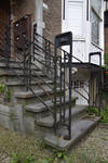 Avenue des Ormeaux 10, Uccle, grille en fer forgé de l'escalier (© APEB, photo 2017)