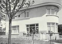 Avenue Jean et Pierre Carsoel 198, Uccle, villa Coene (© Dumont, Dumont & Van Goethem, Quelques travaux d'architecture, [1939], p. 46)