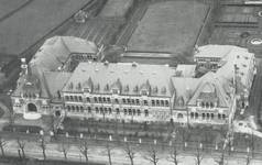 Chaussée de Tirlemont 85, Jodoigne, ancienne Ecole normale pour Jeunes Filles (© Dumont, Dumont & Van Goethem, Quelques travaux d'architecture, [1939], p. 4)