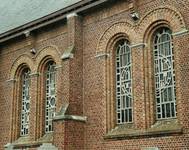 Parochiekerk Sint-Laurentius, Kemmel, bifores dans la façade sud (© Fondation CIVA Stichting/AAM, Brussels)