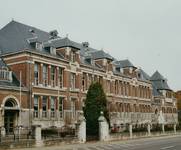 Chaussée de Tirlemont 85, Jodoigne, ancienne Ecole normale pour Jeunes Filles (© T. Verhofstadt, photo 2001)